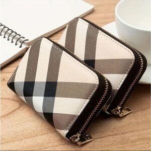 Boutique vegan leather classic plaid zip around wallet/card holder NWT unisex